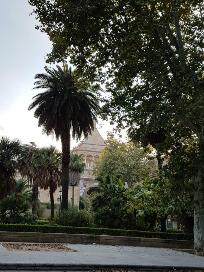Casa Vacanze Villa D'Orleans Palermo Exterior foto