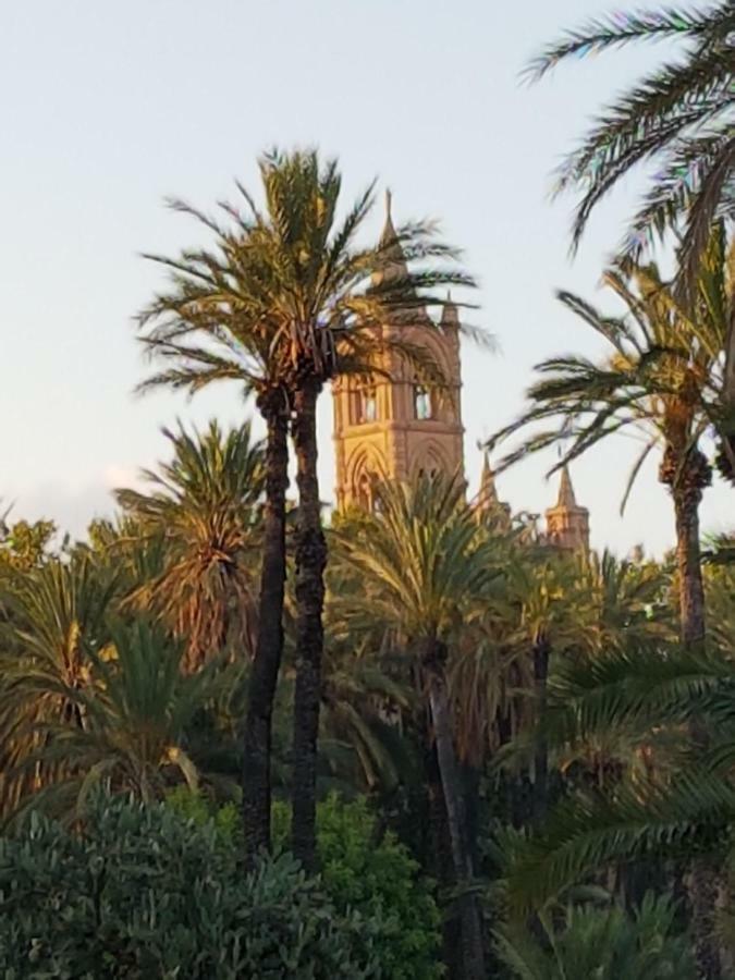 Casa Vacanze Villa D'Orleans Palermo Exterior foto