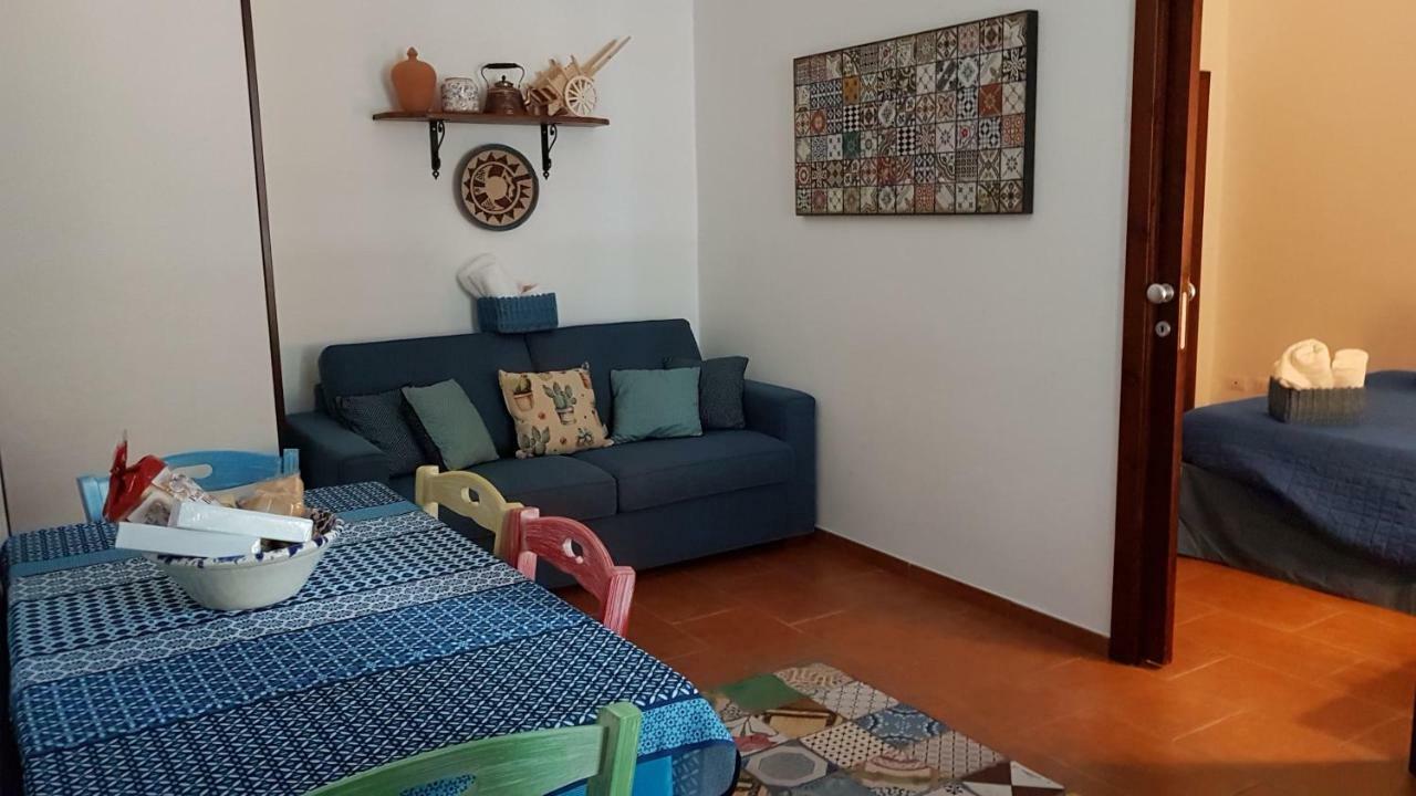 Casa Vacanze Villa D'Orleans Palermo Exterior foto